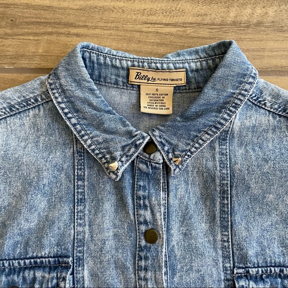 BILLY Light Denim Button Up Sz SMALL - Picture 3 of 8